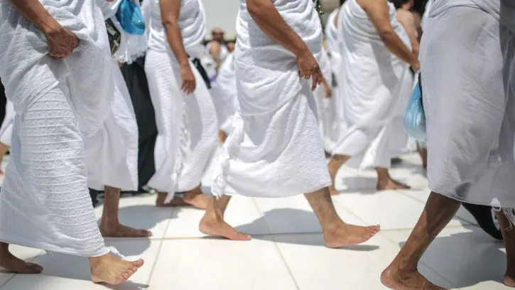 Begini Cara Pakai Kain Ihram untuk Laki-Laki, Simak Baik-Baik!